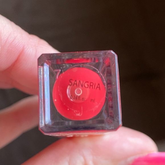 Motives Loren Ridinger Illuminating Lip SANGRIA - Picture 4 of 4